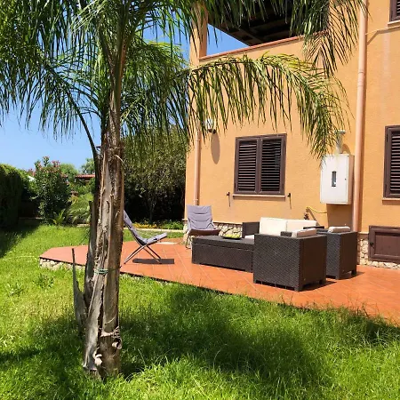Aga Campofelice Di Roccella